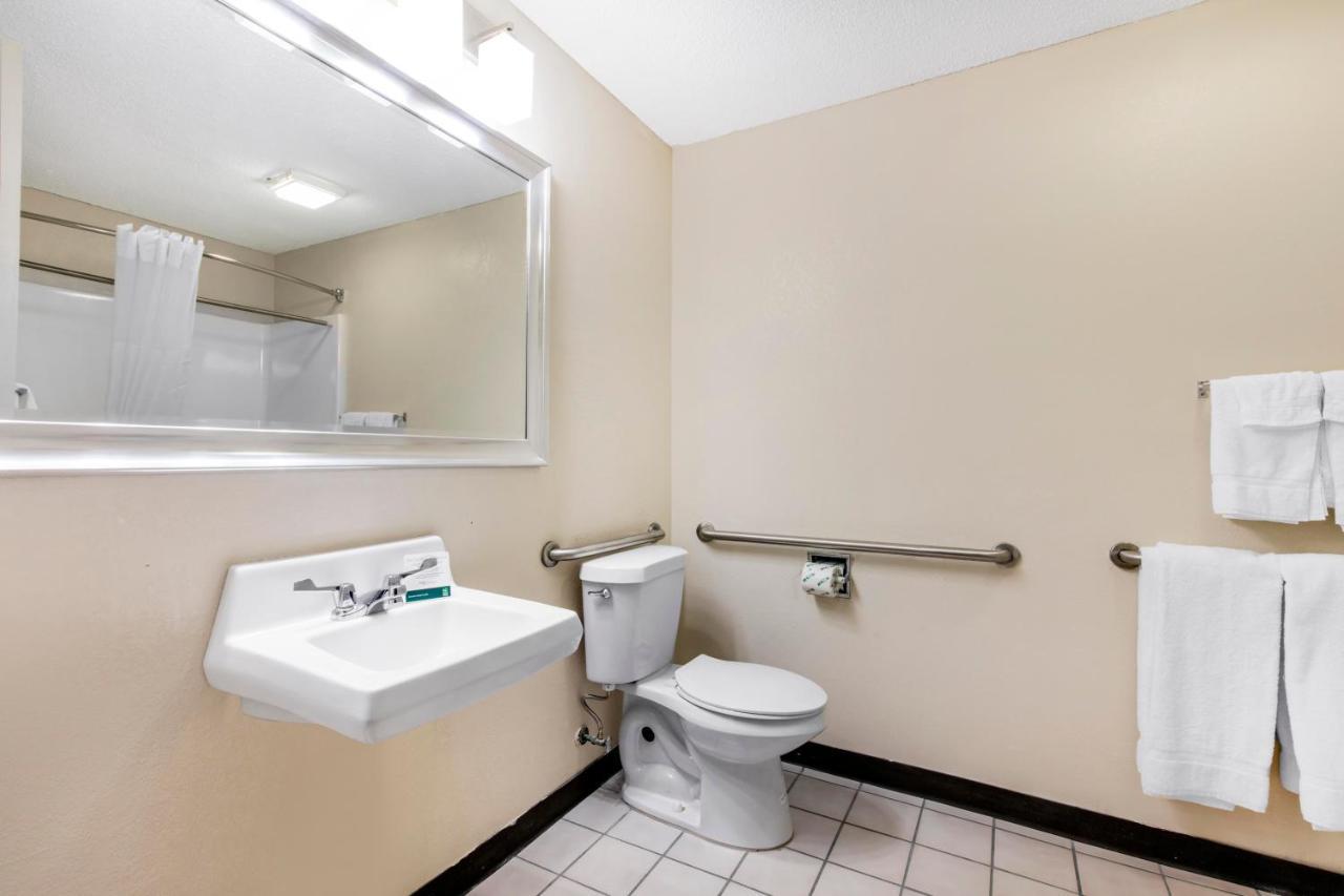 Quality Inn & Suites Metropolis I-24 Exterior foto