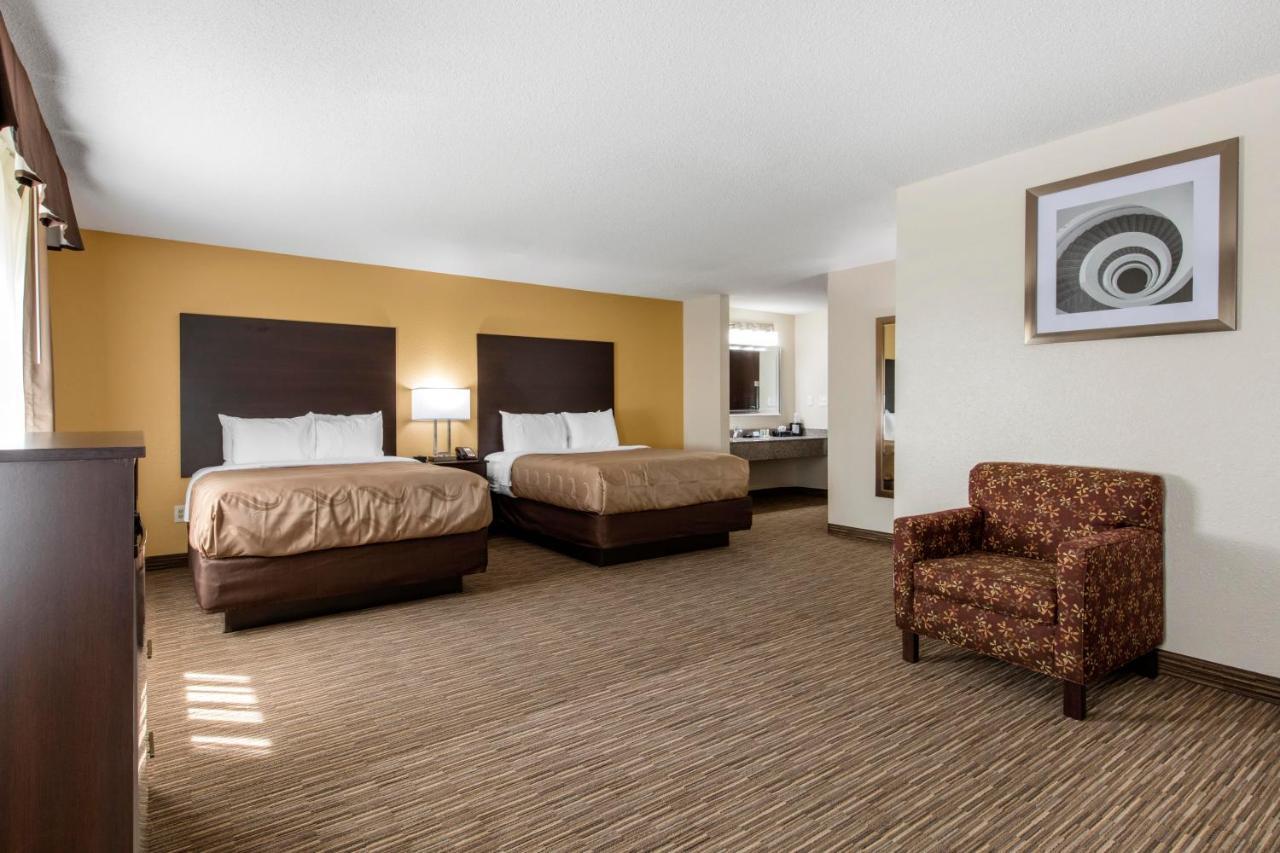 Quality Inn & Suites Metropolis I-24 Exterior foto