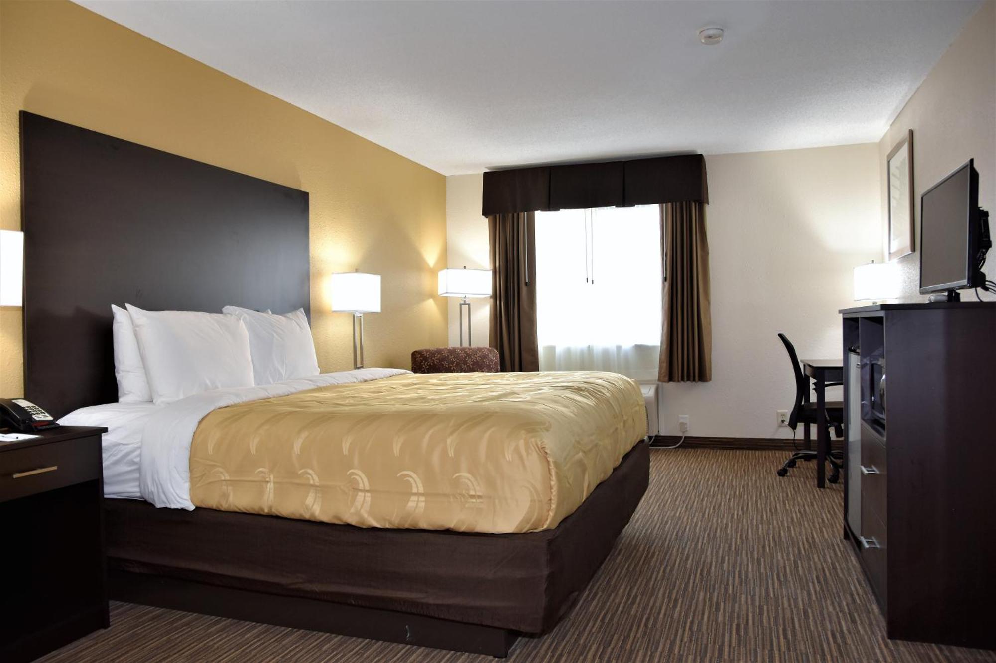 Quality Inn & Suites Metropolis I-24 Exterior foto