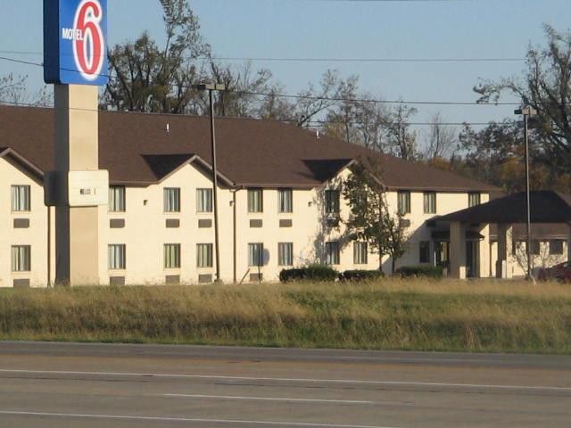 Quality Inn & Suites Metropolis I-24 Exterior foto